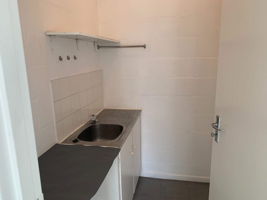 To Let commercial Property for Rent in Montague Gardens Western Cape